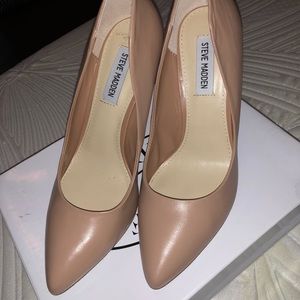 Steve Madden Pumps